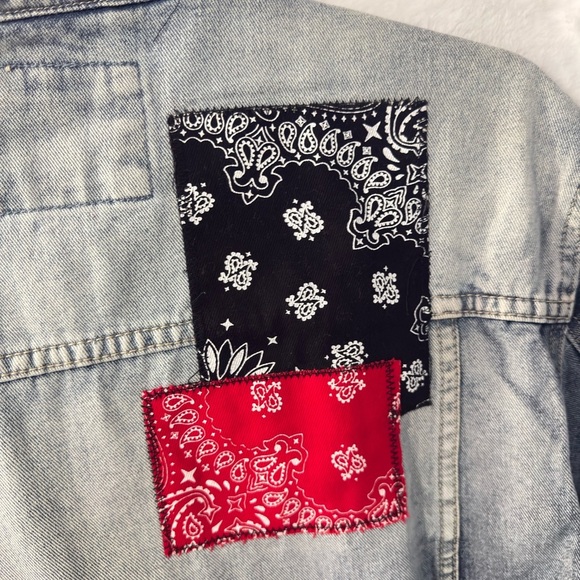Victorious Unisex Denim Jacket with Bandana Patches - Picture 8 of 12